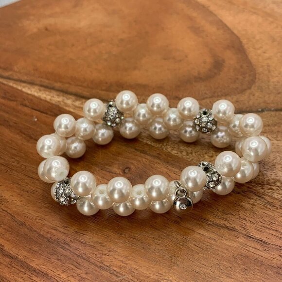 Faux Pearl & Crystal Stretch Bracelet White & Silver One Size - Picture 6 of 7